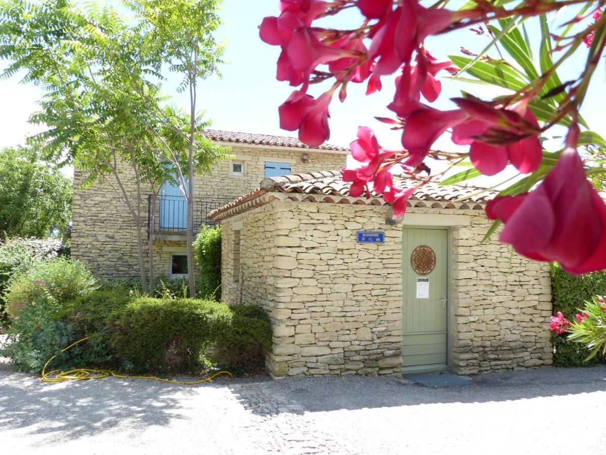 Gite Lavande De Provence - Domaine Les Bastidons Gordes Exterior photo